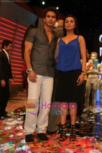 Rani Mukherjee, Shahid Kapoor on India_s got Talent finale in Filmcity, Mumbai on 22nd Aug 2009 (14).JPG